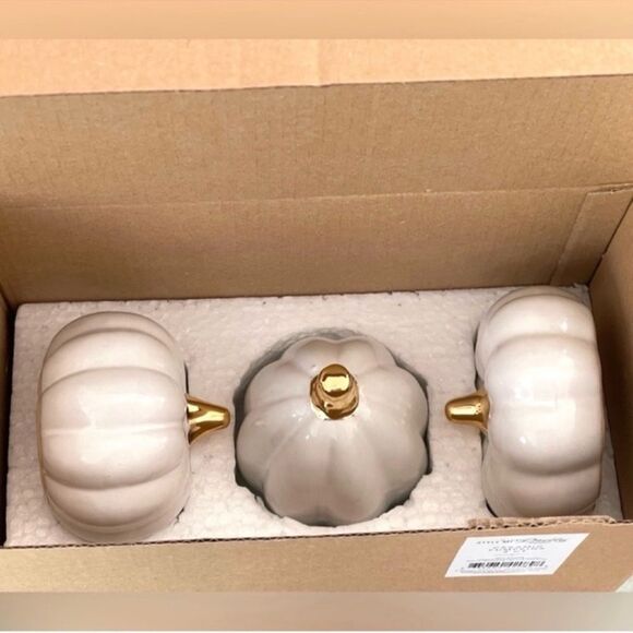 White Ceramic Autumn Pumpkins SET OF 3 Set With Gold Accent/Brand NEW In The Box - Picture 4 of 5
